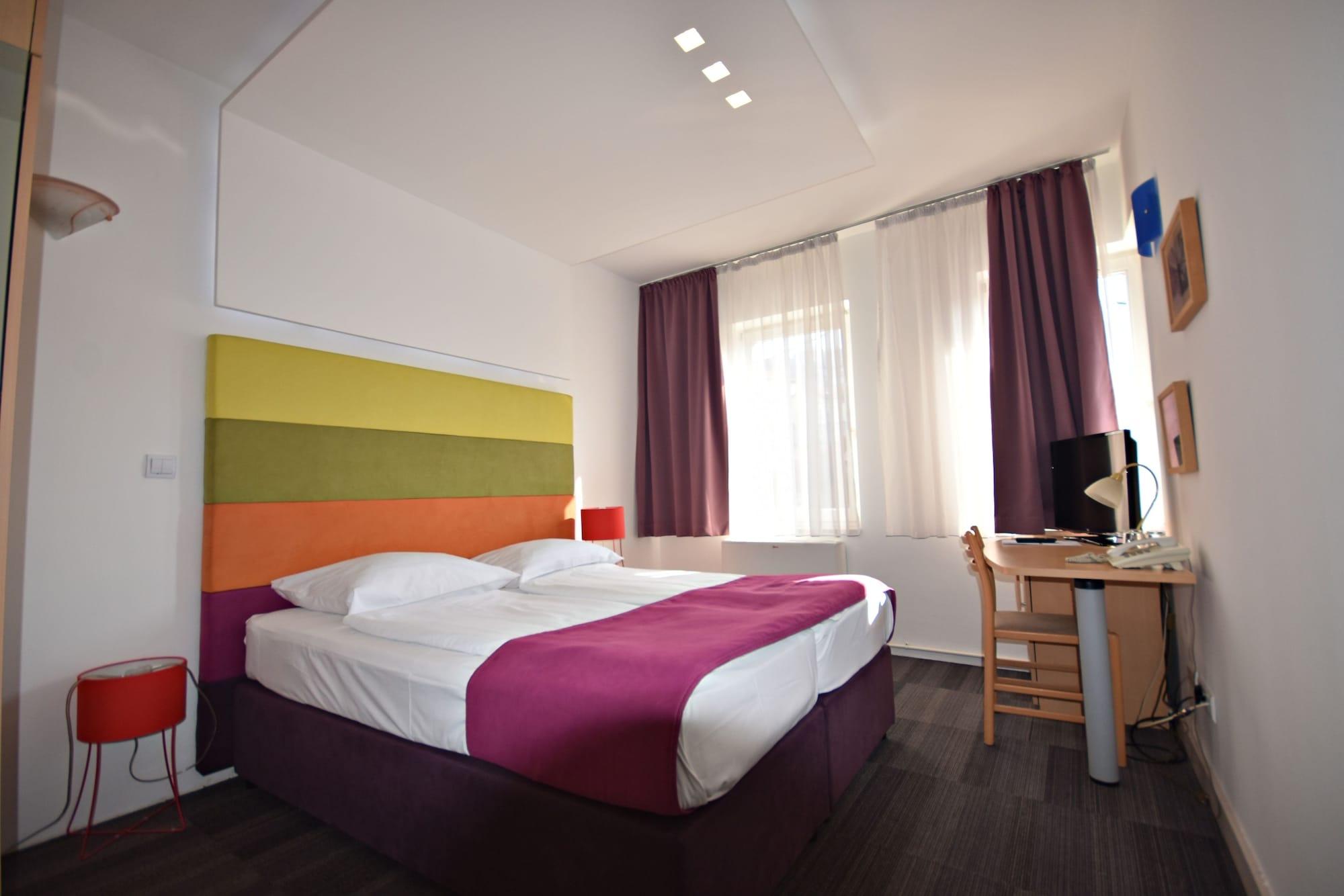Hotel Hecco Sarajevo Bagian luar foto