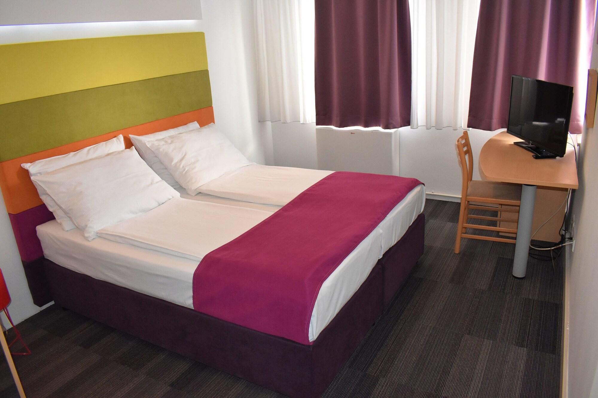 Hotel Hecco Sarajevo Bagian luar foto