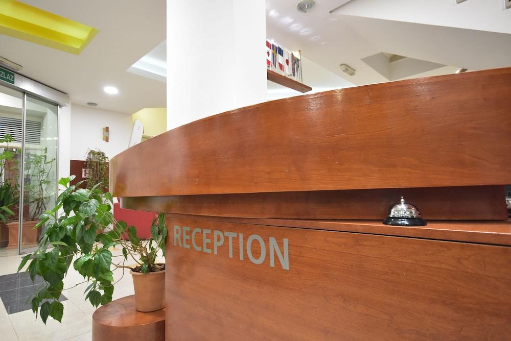 Hotel Hecco Sarajevo Bagian luar foto