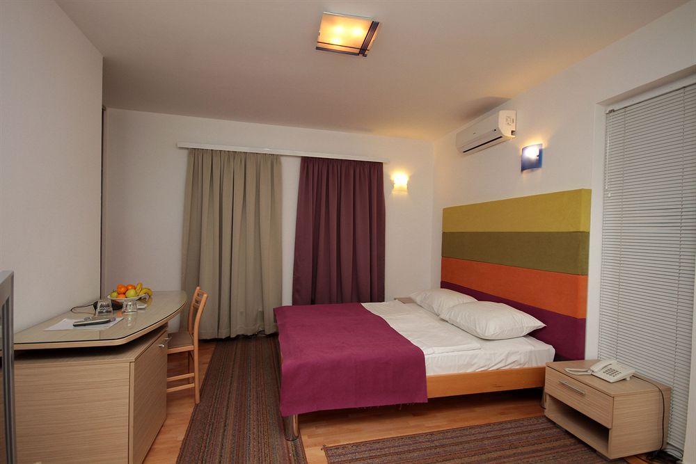 Hotel Hecco Sarajevo Bagian luar foto
