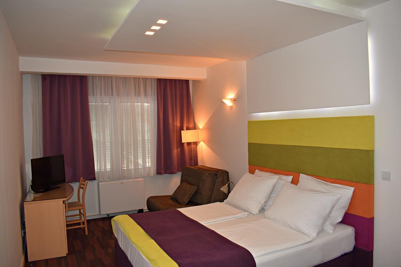 Hotel Hecco Sarajevo Bagian luar foto