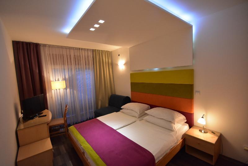 Hotel Hecco Sarajevo Bagian luar foto